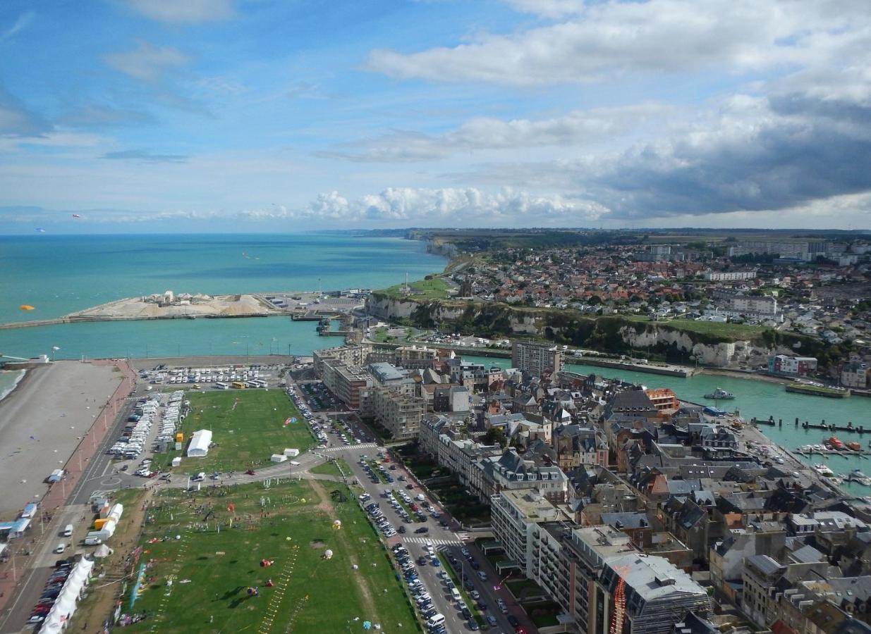 Toutes Voiles Dehors - Vue Mer & Chateau - Cosy Dieppe Exteriör bild