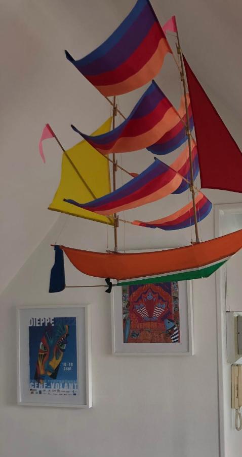 Toutes Voiles Dehors - Vue Mer & Chateau - Cosy Dieppe Exteriör bild